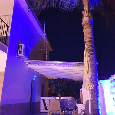 Sea View With Private Pool Βίλα *