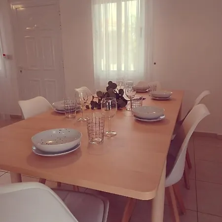 Βίλα Sea View With Private Pool *