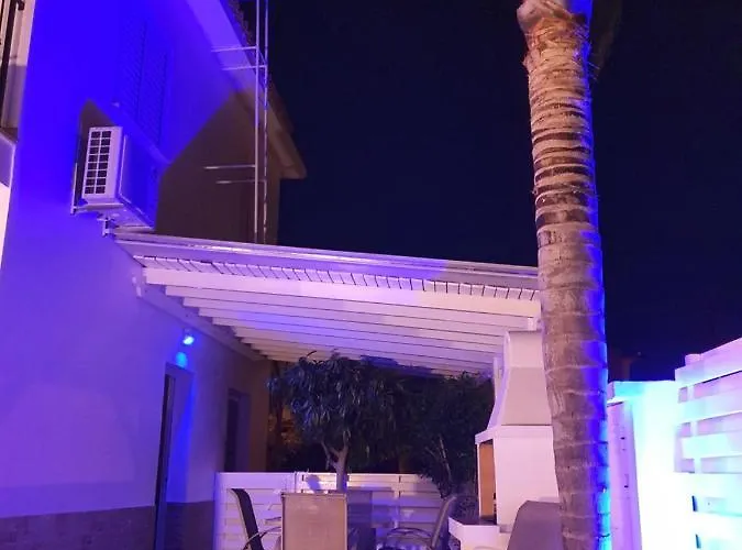 Sea View With Private Pool *