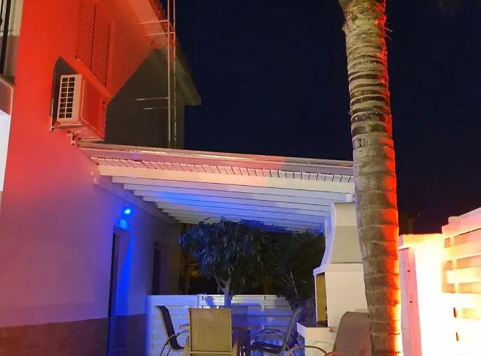 Sea View With Private Pool *